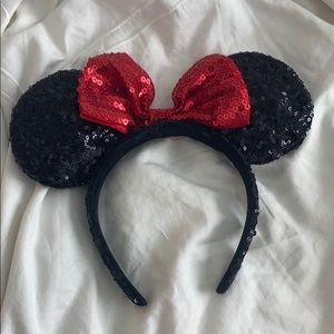 Sequin Minnie ears